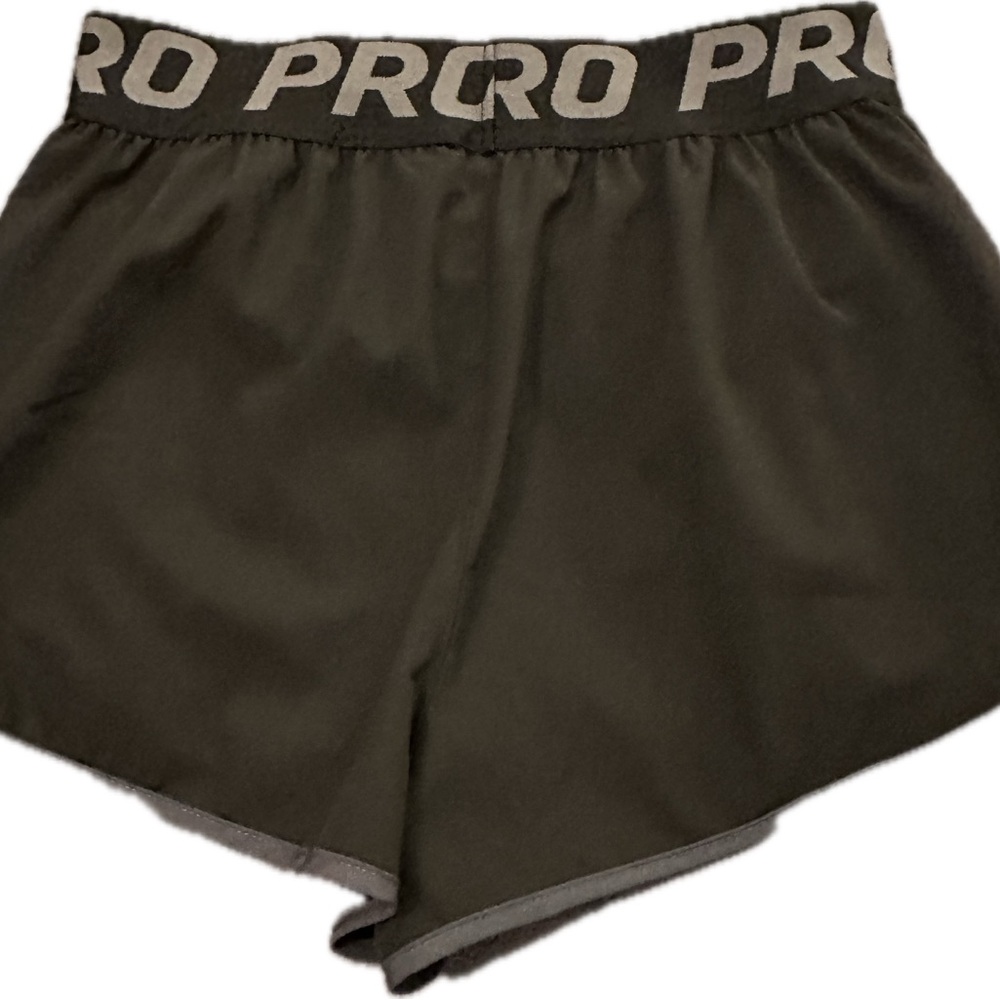 Women's Black Athletic Shorts NWOT - Picture 2 of 4